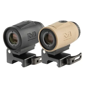 משלש לנשק MEPRO-MMX3 – מכפיל מתקפל מגדיל פי 3 של מפרולייט – עם כיסויי גומי בשני צבעים משלש לנשק MEPRO-MMX3 – מכפיל מתקפל מגדיל פי 3 של מפרולייט – עם כיסויי גומי בשני צבעים