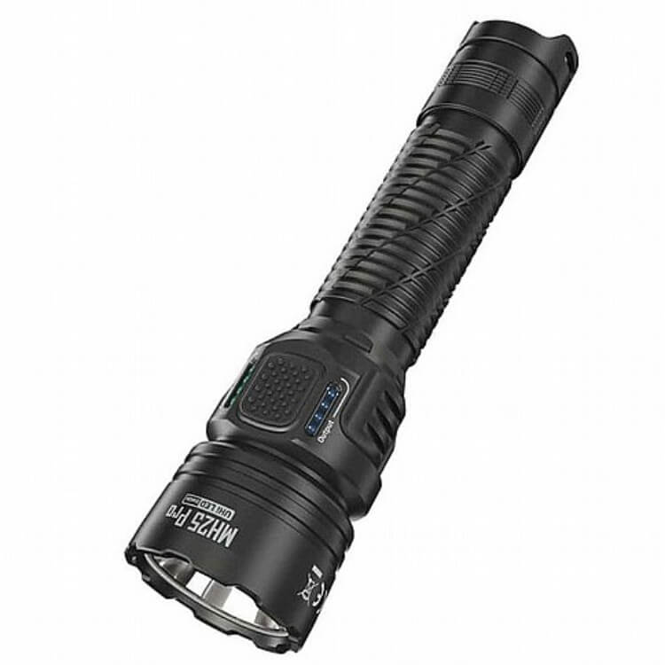 פנס יד חזק נטען, 3300 לומן, למרחק 705 מטר – Nitecore