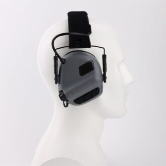 אוזניות מגן טקטיות לירי דגם M31Plus מתאימות למטווח – EARMOR צבע אפור אוזניות מגן טקטיות לירי דגם M31Plus מתאימות למטווח – EARMOR צבע אפור