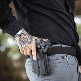 נרתיק לגלוק 17 עם פנס איש נרתיק לגלוק 17 עם פנס איש