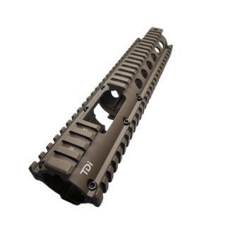 מתפס אלומיניום עם 4 מסילות פיקטיני לנשק – TDI – חאקי מתפס אלומיניום עם 4 מסילות פיקטיני לנשק – TDI – חאקי