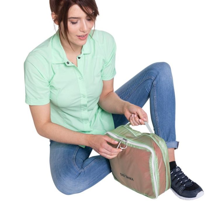 אריזה חכמה מתכווצת אישה צד