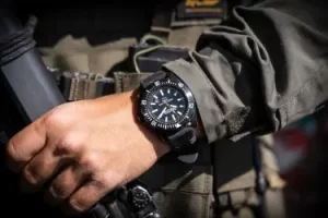 שעונים טקטיים לחיילים לקניה אונליין